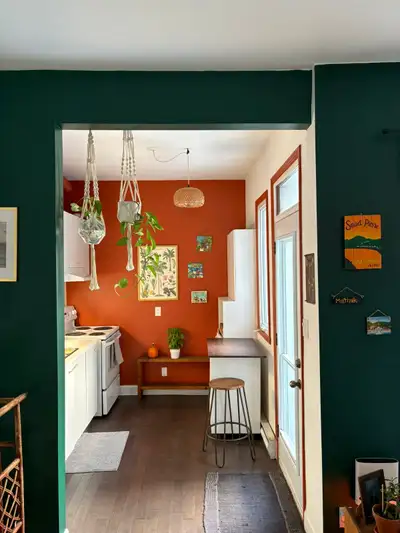 Bel appartement 3 1/2 meublé situé au cœur du Plateau-Mont-Royal, disponible pour début Septembre en...