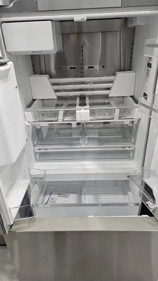 Econoplus Dartmouth Bosch 36 Inch Fridge For Only $2699.99 in Refrigerators in City of Halifax - Image 4