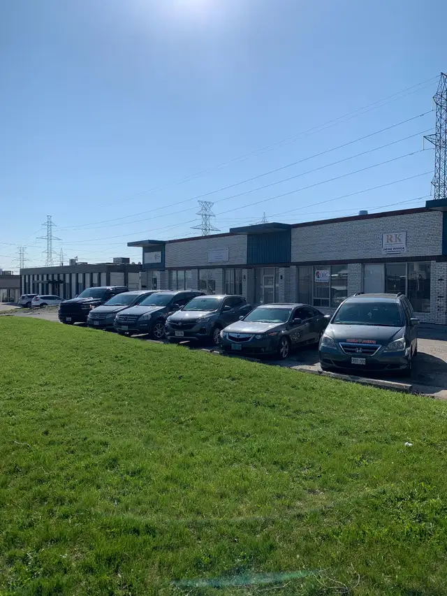 Warehouse industrial unit Dufferin/Finch 2000 or 2500 sq ft in Commercial & Office Space for Rent in City of Toronto - Image 8