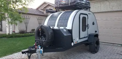 Adventure ready, Started life as a Braxton Creek BUSHWACKER. to much to list, diesel heater, 200 wat...