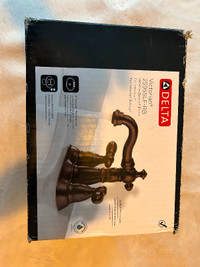 Delta Victorian two handle bathroom faucet -BNIB