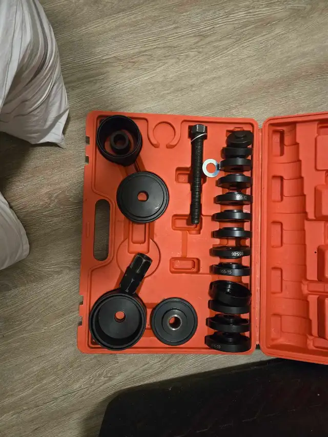 Mastercraft Pneumatic and Mechanical Tool Set