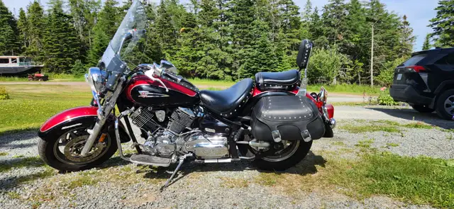 2005 Yamaha 1100 V Star Classic in Street, Cruisers & Choppers in Cape Breton - Image 2
