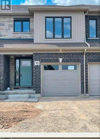 3 Bedroom Townhouse available for rental in AYR / North Dumfries