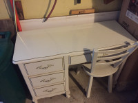 White Vintage Writing Desk and chair