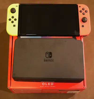 Nintendo Switch OLED + 200GB Sandisk microSD, View more