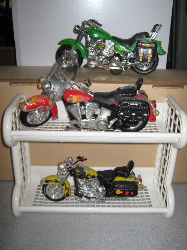 TOY / MODEL MOTORCYCLES 10 each Arts & Collectibles Winnipeg