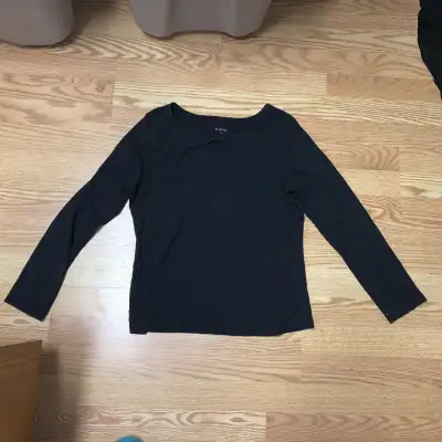 Black Long Sleeve Shirt Cleo Adult Large - $5, View more