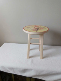 Small stool/plant stand