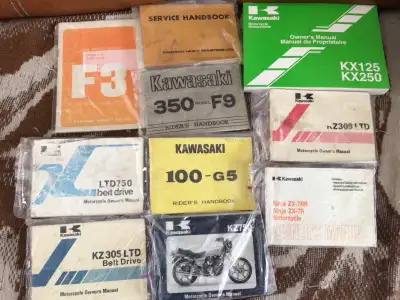 VINTAGE Kawasaki AIRCRAFT Owner’s Rider’s Manuals Handbook $20CAD and up Kawasaki Heavy Industries G...
