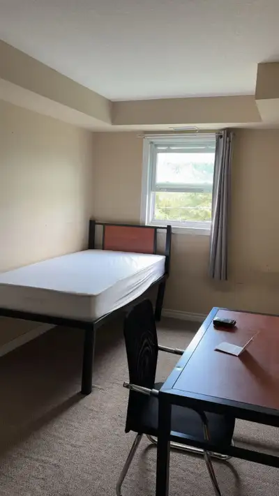 ✨ Sublet Opportunity — 110 Columbia St W (Jan–Aug 2026!) ✨ I’m subletting my room from January 2026...