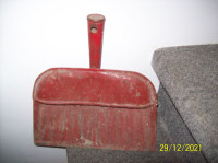 Antique metal dust pan