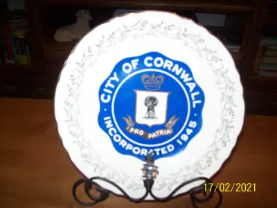 Vintage City of Cornwall plate, View more