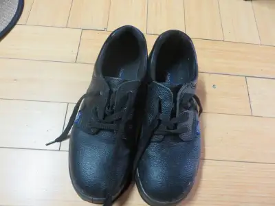 Men's Steel-Toe Work Shoes, View more