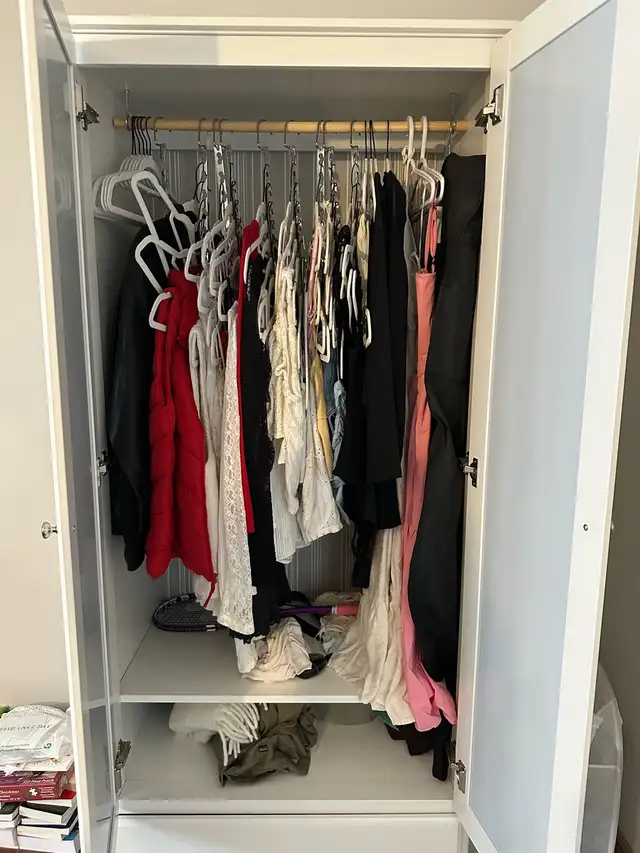 Wardrobe  in Dressers & Wardrobes in Kingston - Image 4