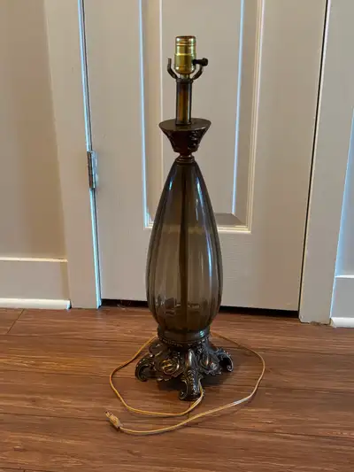 Antique lampe / Antique lamp, View more