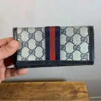Vintage authentic Gucci wallet