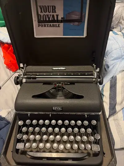 Royal Quiet DeLuxe Typewriter, View more