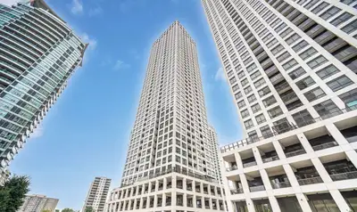One of the best priced brand new condo unit in the building, *** 2-bedroom, 2-full-bathroom condo **...
