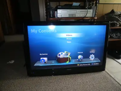 Television 42" Hisense, View more