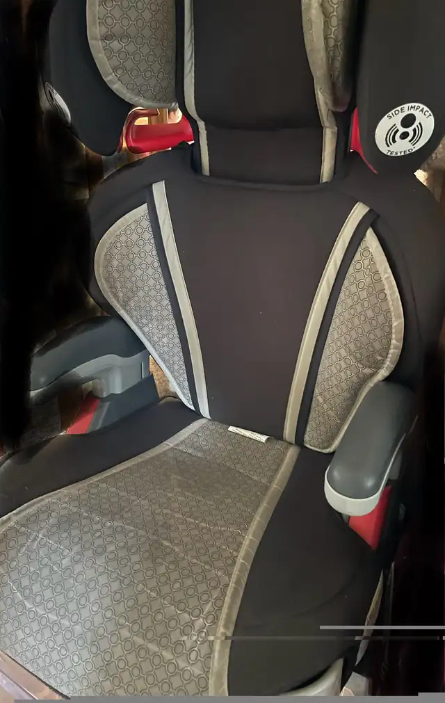 Graco car seat in Strollers, Carriers & Car Seats in Mississauga / Peel Region - Image 3