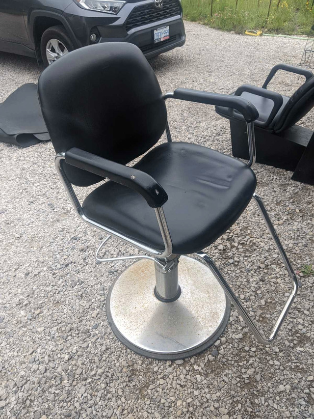 2 Hair salon chair  in Chairs & Recliners in Owen Sound