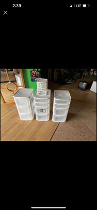 Plastc storage cabinets with wheels