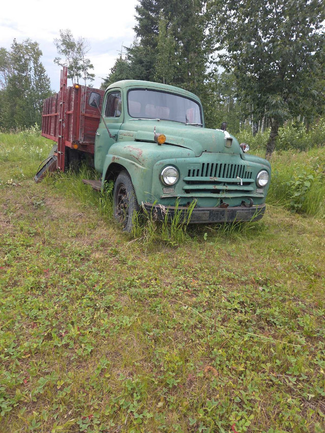 Classic international truck  in Heavy Trucks in Red Deer