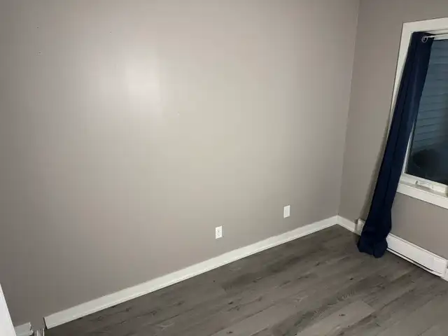 Looking for Roommate - St.Laurent area - Unfurnished Bedroom in Room Rentals & Roommates in Ottawa - Image 11