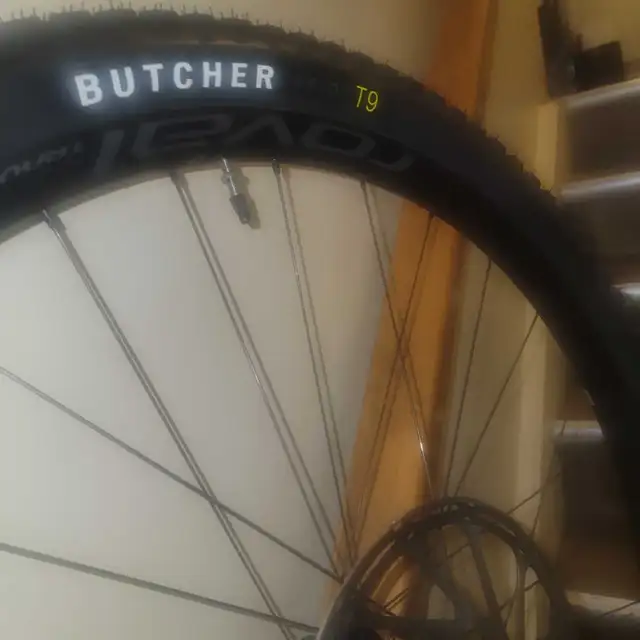 Specialized: 2022 StumpJumper Expert SRAM GX Eagle, Fox Perorman in Cruiser, Commuter & Hybrid in Calgary - Image 9