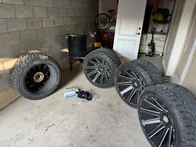 Fuel contra wheels and tires with sensors 5 wheels and 4 tires For jeep