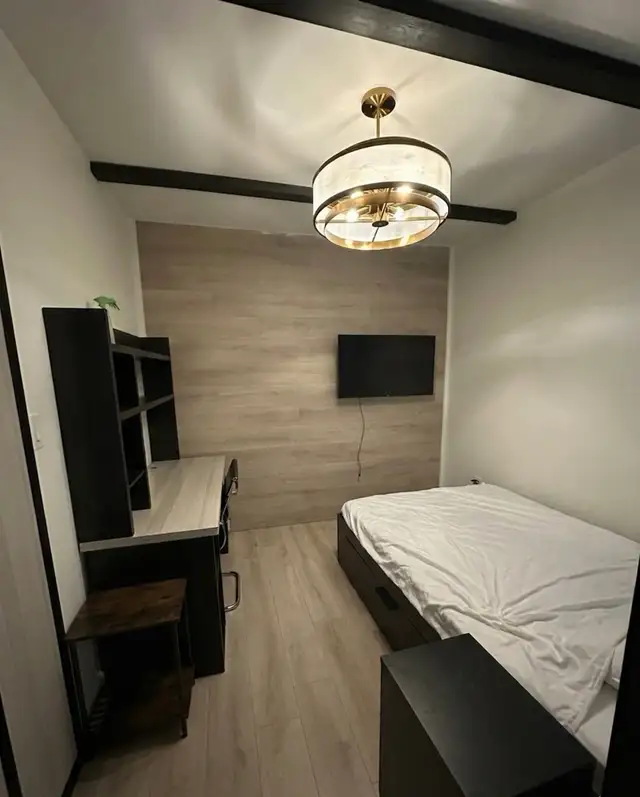 10 MIN WALK TO UW CAMPUS; Private room for sublet in Room Rentals & Roommates in Kitchener / Waterloo - Image 8