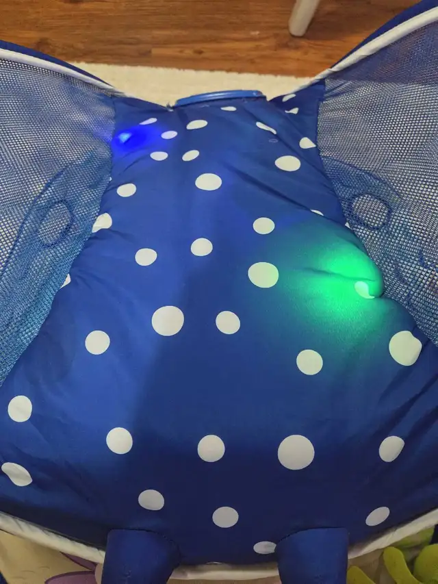 Finding  Nemo baby play center 64014869454083121