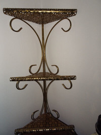 Corner Wall Shelf, Gold metal, Vintage Shelf, 3 Tier, Plant Shel