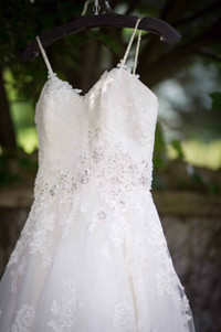 Wedding Dress - Lace Ballgown, ivory