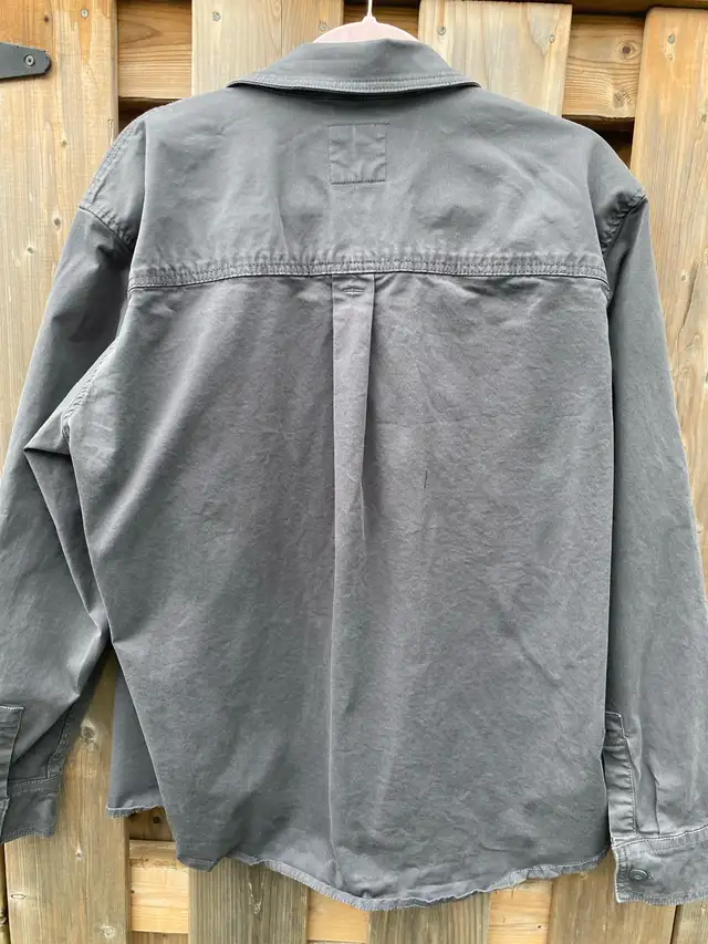 Men's ZARA Grey Long-Sleeve Button-Down in Men's in Ottawa - Image 6