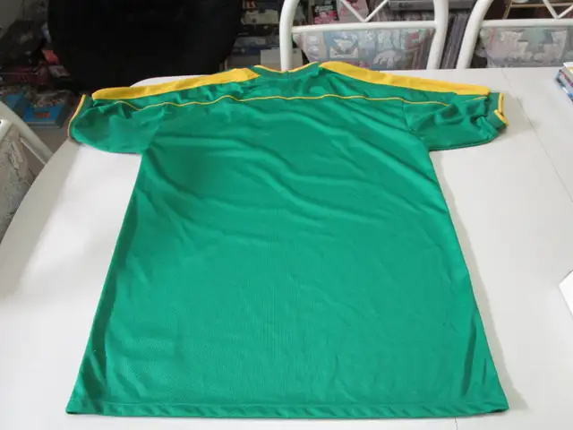 NIKE, BRAZIL FIFA 2014 WORLD CUP, SOUVENIR JERSEY, Men's XXL in Arts & Collectibles in Edmonton - Image 9