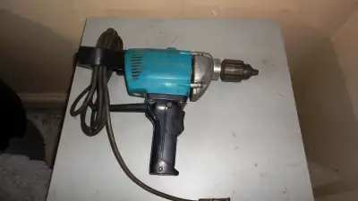 Makita 1/2 Inch Spade Handle Mixing Drill - Model 6013BR, View more