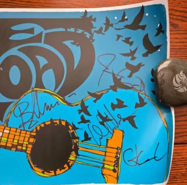 !VERY RARE! BAND AUTOGRAPHED Blue Rodeo Blue Road Live Album '08 in Arts & Collectibles in Edmonton - Image 6