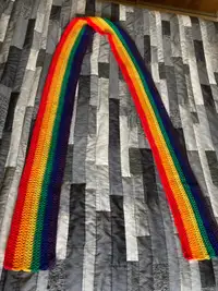 Rainbow hand knitted scarf - foulard arc-en-ciel