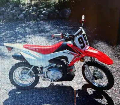 Mint condition automatic 4 speed transmission dirt bike . Optional speed governor for young riders l...