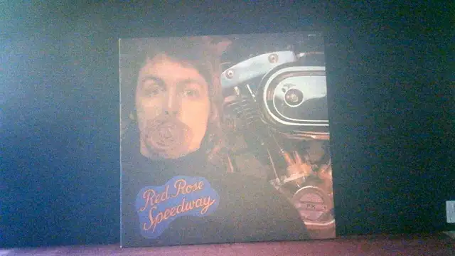 RED ROSE SPEEDWAY LP  APPLE RECORDS  SMAL 3409 1973  $20