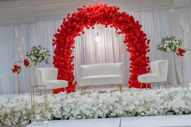 Decorations for all occasions  in Other in Edmonton - Image 3