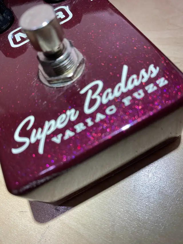 MXR Super Badass Variac Fuzz in Amps & Pedals in Calgary - Image 4