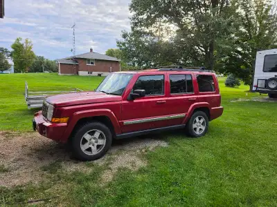 2010 Jeep Commander 4x4 – 7 Passenger – $3000.00 OBO Red | 170,131 km | 3.7L V6 | Automatic Great, r...