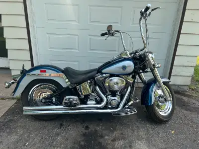 2000 Harley Davidson Fatboy 98,000 kms Carbed. 88 cubic inch In nice shape for the year has a few bl...