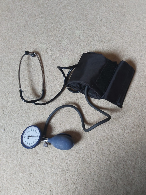 Professional Manual Blood Pressure Monitor in Health & Special Needs in Mississauga / Peel Region