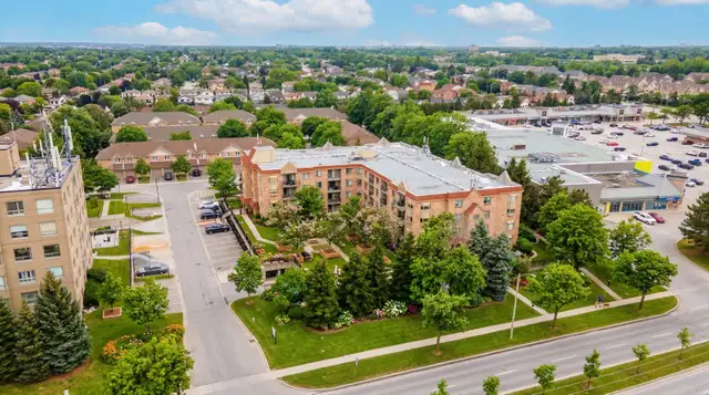 1 bedroom Condo Apartment, among the lowest price in Burlington!