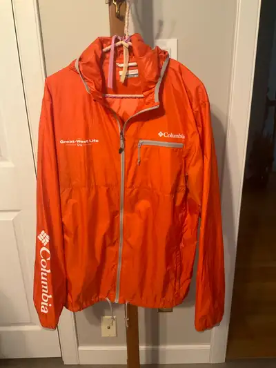 Columbia Unisex windbreaker, Medium, new, View more