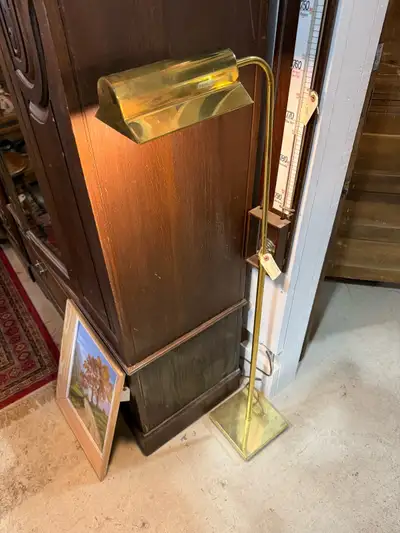 vintage brass mud centery floor lamp , Voir plus